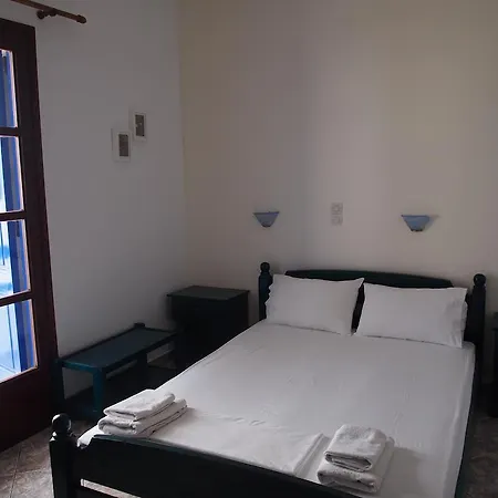 Гостевой дом To Petrino 3*